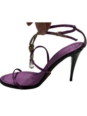 $1070 Giuseppe Zanotti purple T-strap satin crystal sandal pumps 40/10